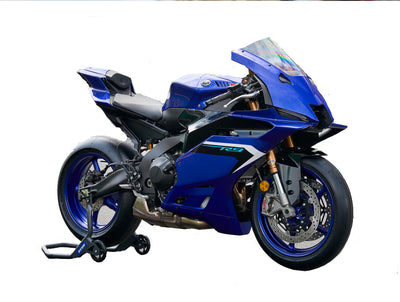 Yamaha R9