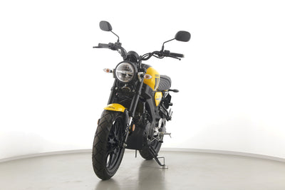 YAMAHA XSR 125