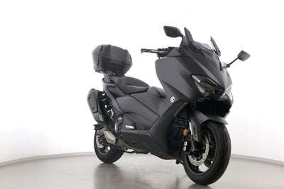 YAMAHA TMAX 560