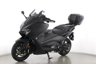 YAMAHA TMAX 560