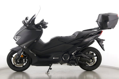 YAMAHA TMAX 560