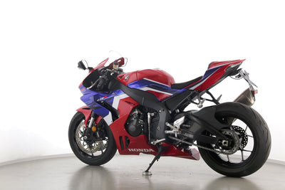 HONDA CBR 1000 RR R FIREBLADE