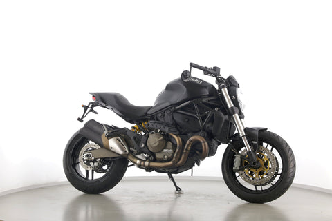 DUCATI MONSTER 821