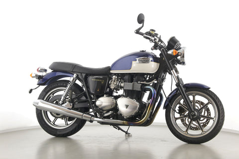 TRIUMPH BONNEVILLE SE