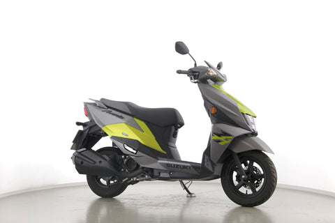 SUZUKI AVENIS 125