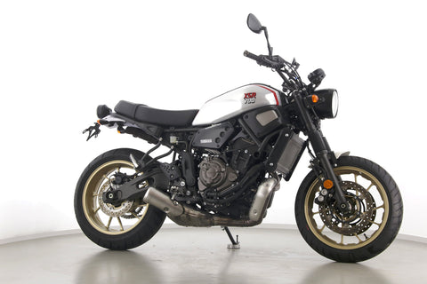 YAMAHA XSR 700 XTRIBUTE