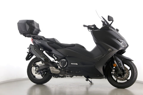 YAMAHA TMAX 560