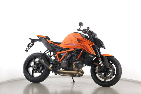 KTM 1390 SUPER DUKE R