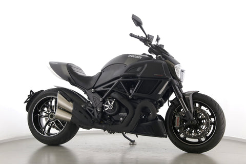 DUCATI DIAVEL CARBON