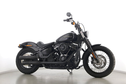 HARLEY DAVIDSON SOFTAIL STREET BOB