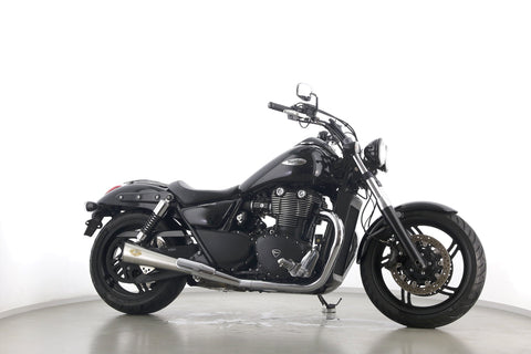 TRIUMPH THUNDERBIRD 1700 STORM