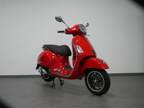 VESPA GTS 300 SUPER E5