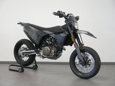 HUSQVARNA 701 SUPERMOTO